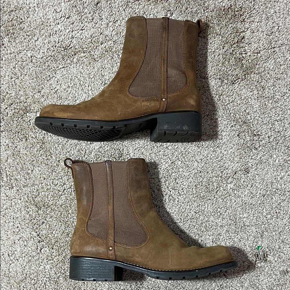 Clarks Tan Leather Ankle Booties
